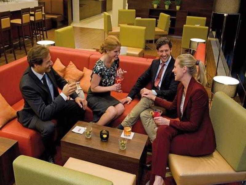 Hotel Courtyard By Marriott East Munich