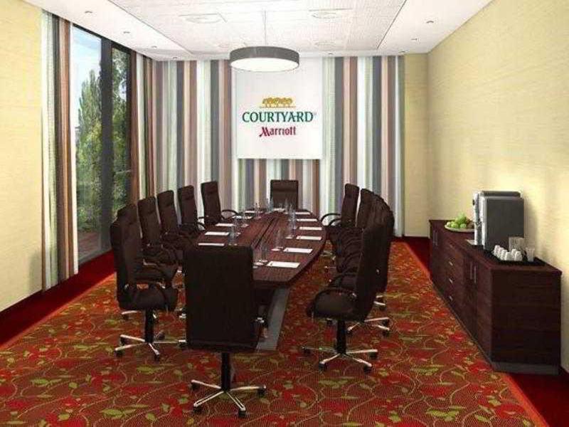 Courtyard By Marriott East Munich
