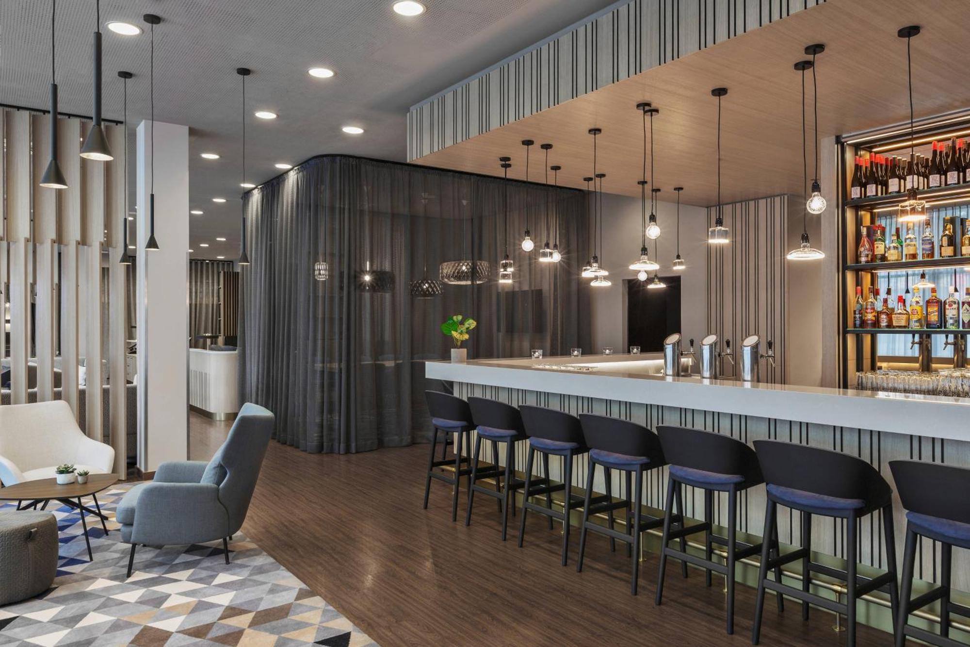 Hotel Courtyard By Marriott East Munich