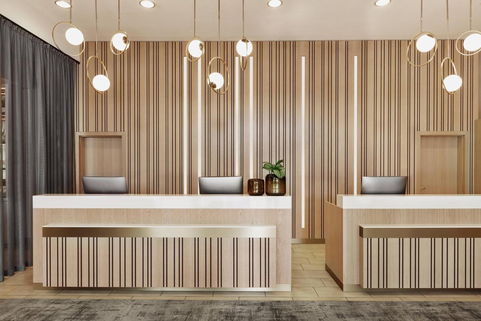 Hotel Courtyard By Marriott East Munich